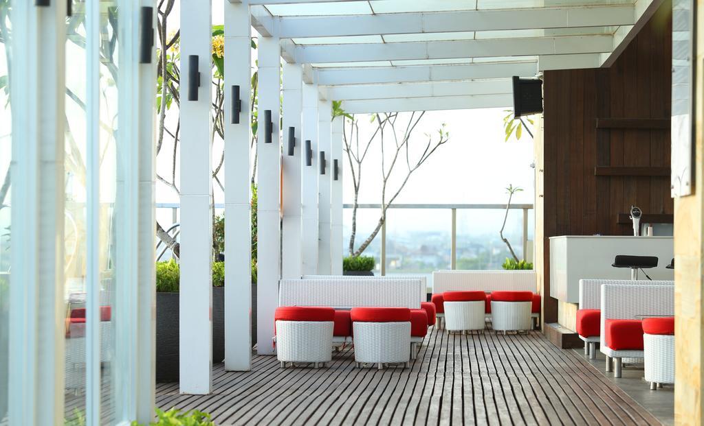 Ibis Styles Yogyakarta Hotel Exterior photo