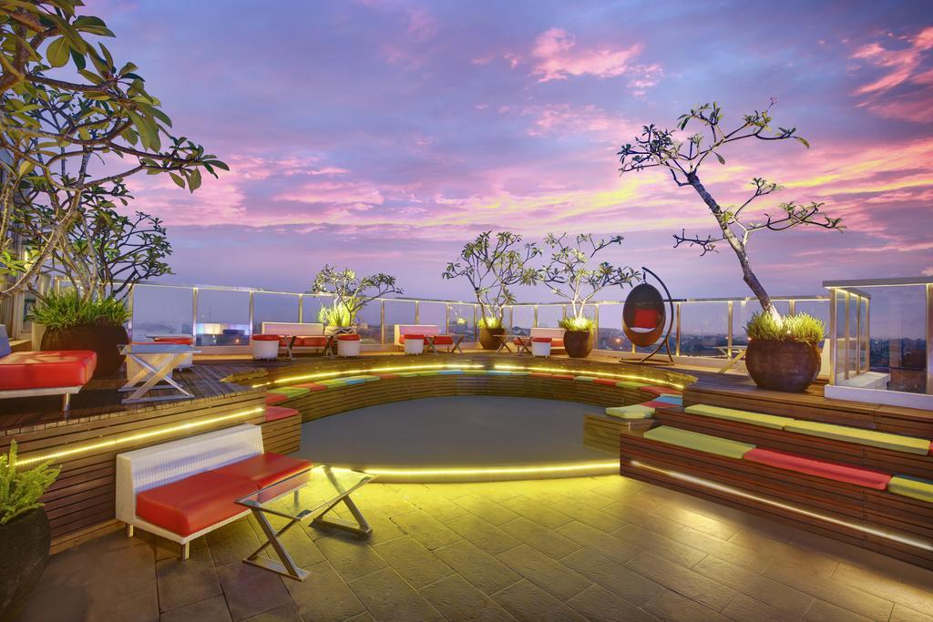 Ibis Styles Yogyakarta Hotel Exterior photo