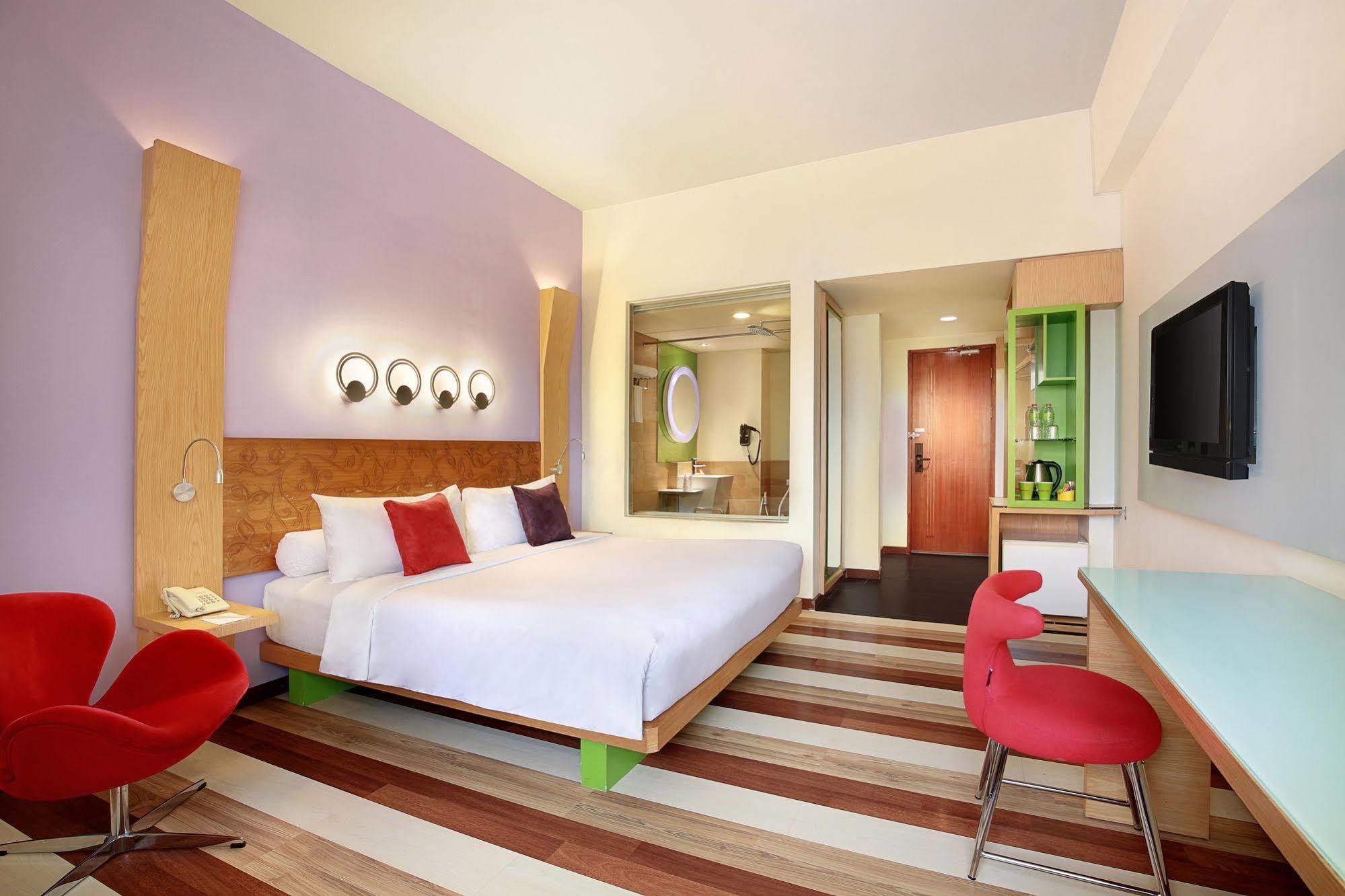 Ibis Styles Yogyakarta Hotel Exterior photo