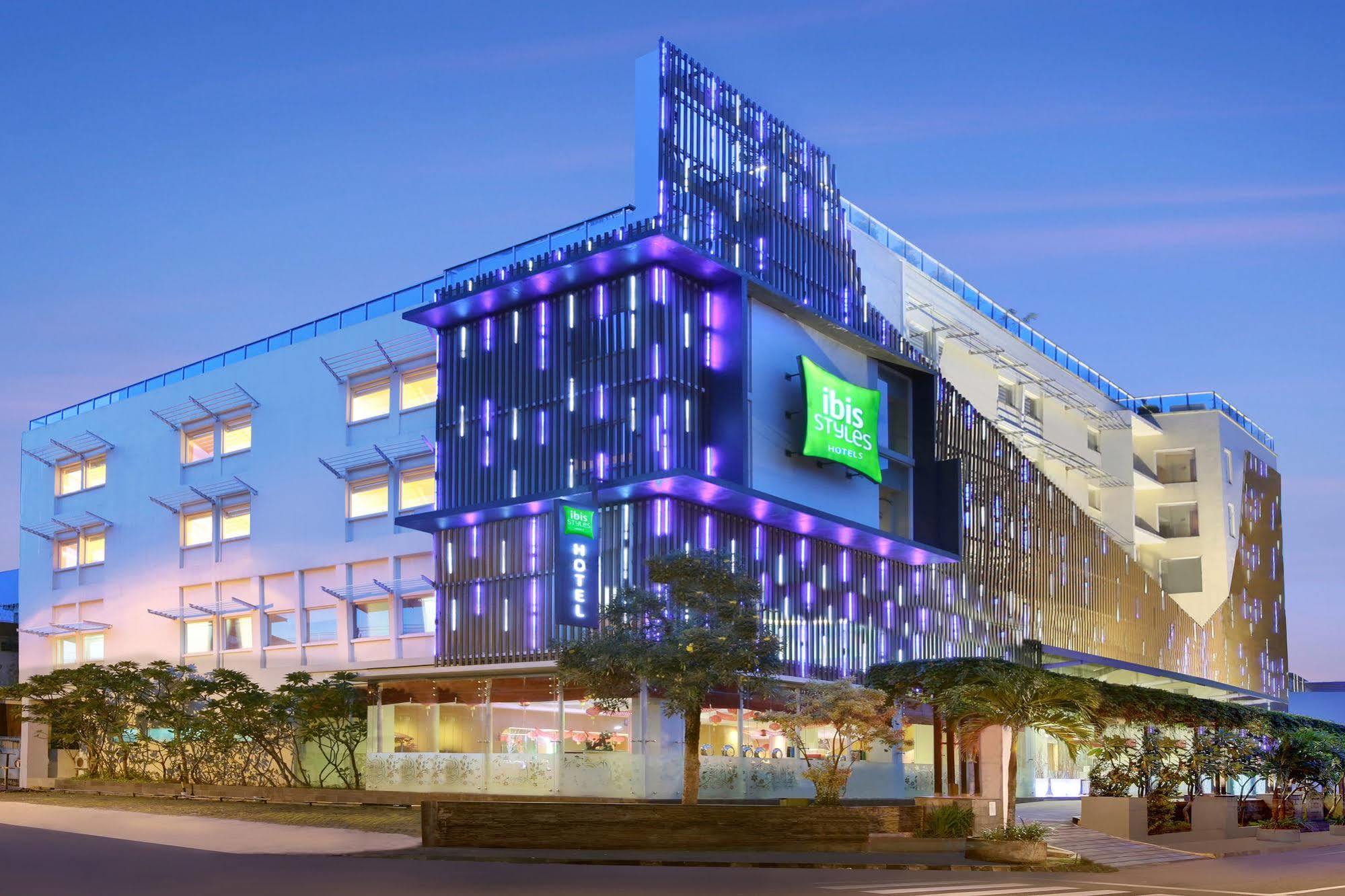 Ibis Styles Yogyakarta Hotel Exterior photo